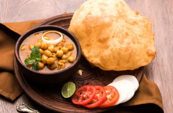 chhole-bhature